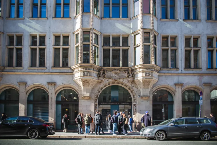 Students at HU's Department of Social Sciences. Credits: Stefan Klenke