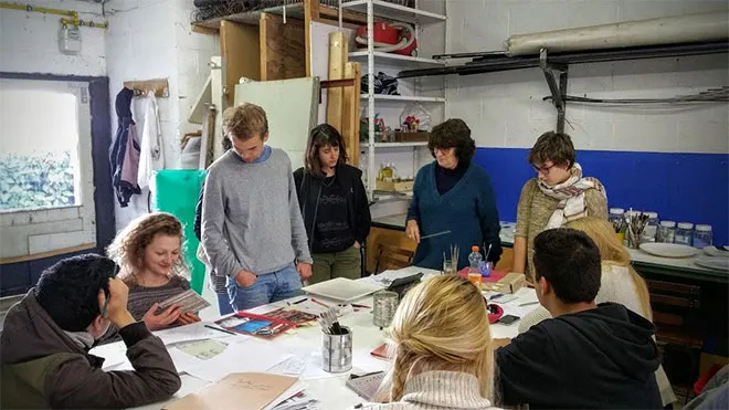 Students are working with the artist Fran&ccedil;oise Schein, artist in residence in 2016-17